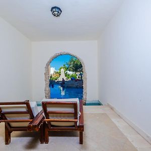 Deluxe Double or Twin Room Pool Access